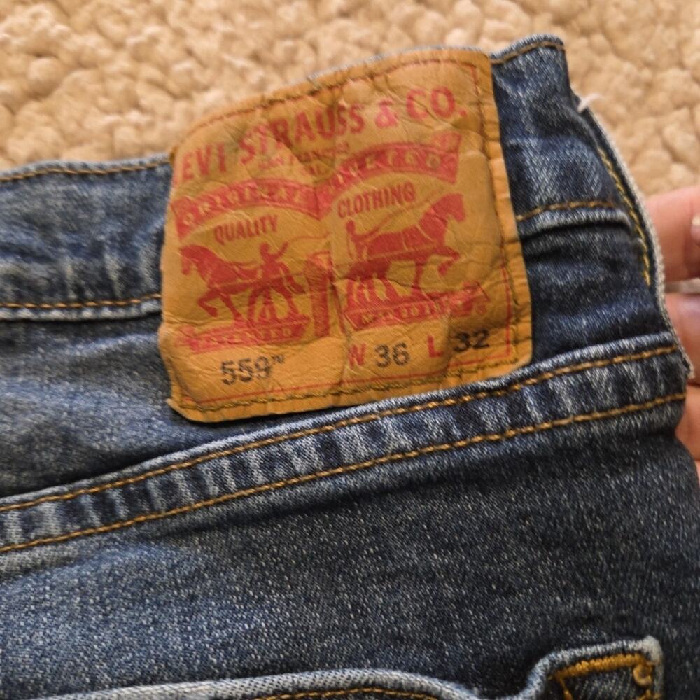 Levi 559 Jeans Mens Sz 36x32 (36x30) Grunge USA Biker Distressed Y2K Heavy Duty - Picture 6 of 10
